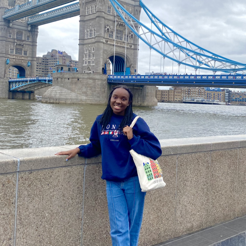 Samantha Mutiti, winner of the 2024 Honors Program Outstanding Student Award.